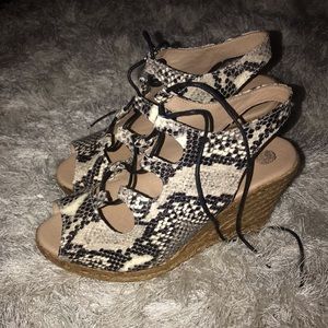 🐍 SNAKESKIN WEDGES 🐍